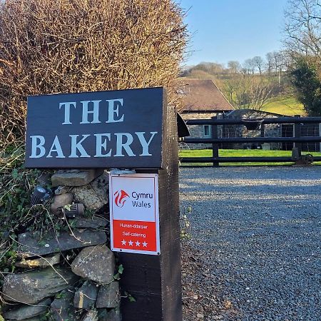 The Bakery Villa Llanddeiniol Dış mekan fotoğraf